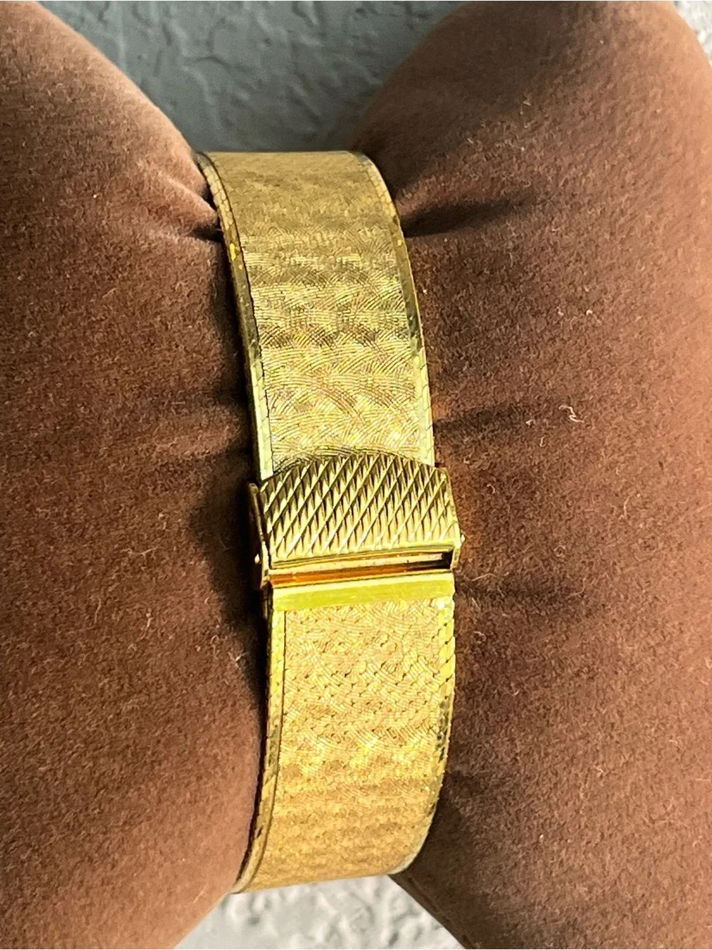 Ladies Lucerne 3 STARS Gold Bracelet Watch mechanical Swiss made.